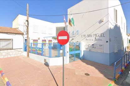 Fachada del CPR San Miguel.