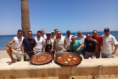 Paellas de Aitor y Miro también en Las Moragas de Roquetas de Mar.