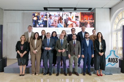 El presidente de la Diputación Provincial de Almería, junto a parte de su equipo de gobierno.