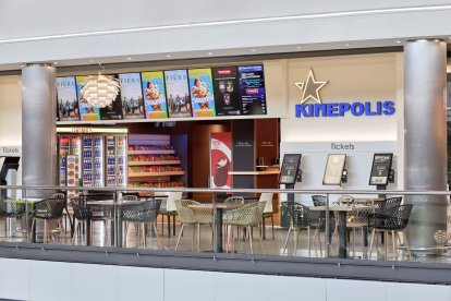 La entrada a Kinepolis Almería Mediterráneo.