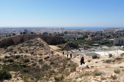 Las vistas de Almería desde lo alto de La Molineta son increíbles y para ello se lanza una nueva ruta senderista.