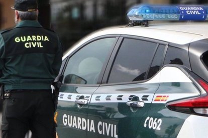 GUARDIA CIVIL - Archivo