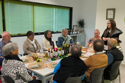 La empresa además está desarrollando el óleoturismo, con catas de sus productos y visitas a sus olivares.