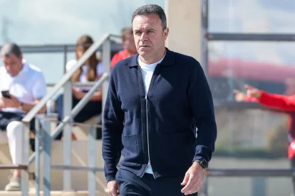 José María Salmerón, entrenador del Almería B.