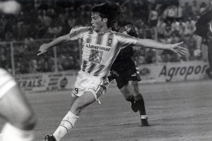 Paco Luna salía directo a Primera División de la mano de Benito Floro.