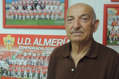 Luis Guillén llevaba la paz y la calma a los momentos de alta tensión en el Almería.