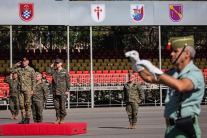 El JEMAD español y el JEMAD italiano visitan la Brigada de La Legión en Viator.