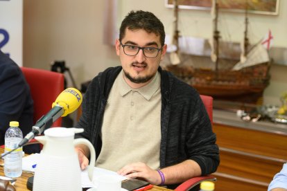 Alejandro Lorenzo, en un debate municipal en la Cadena SER Almería.