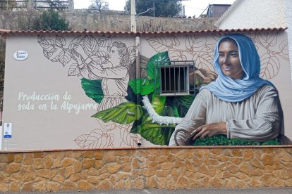 Uno de los murales que pueden encontrarse en Benecid.