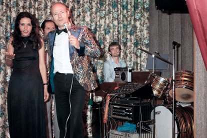 El irrepetible ‘Farfolla’ cuando era el jefe de  sala de los espectáculos en directo que se celebraban todas las noches en la sala Chapina. Era un artista y sobre todo, una buena persona.