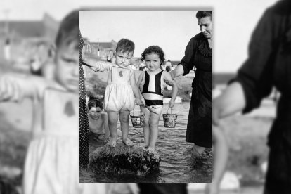 Actos tan sencillos como mojarse los pies y lavarse bien la cara y los ojos componían una ceremonia que se repetía en las noches de San Juan en las playas de Almería.