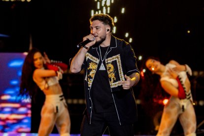 El cantante Omar Montes, durante el Festival Los40 Primavera Pop Madrid 2026.