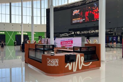 La Cheesquería, lista para su apertura en el Centro Comercial Torrecárdenas.