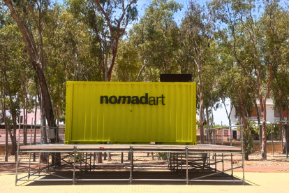 El contenedor de Nomadart ya instalado en el parque de La Molina en San José.