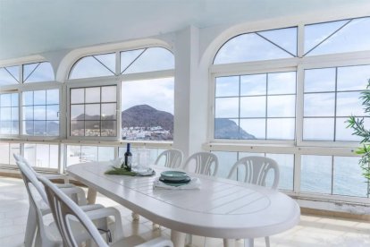 Una de las casas de lujo en venta en Almería.