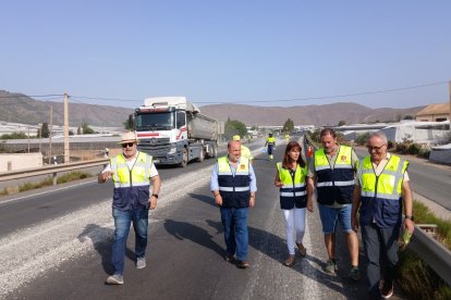Obras en la A-358, la carretera que comunica Berja, Dalías y El Ejido.