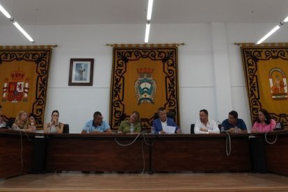 Imagen del pleno celebrado en el Ayuntamiento de Carboneras.