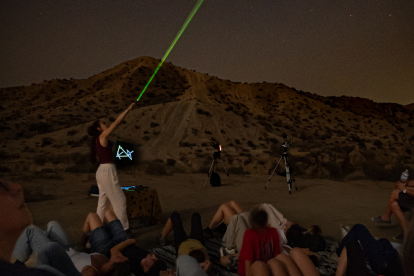 Una de las actividades que Ana Guerrero está realizando en el desierto de Tabernas.
