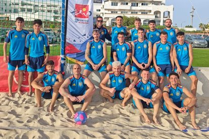 Selecciones de España de fútbol-playa en el Arena Center El Toyo.