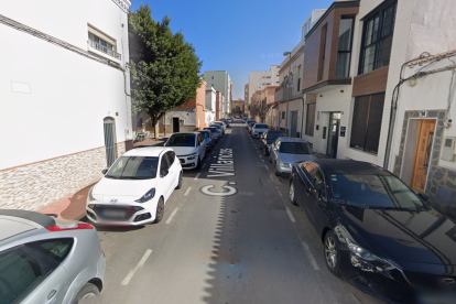 El incendio tuvo lugar la noche de este sábado 5 de septiembre en la calle Villaricos