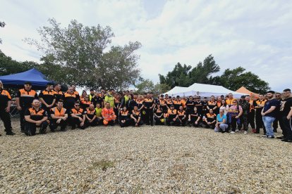 Foto de familia de miembros de Protección Civil Almería