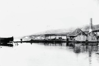 Antiguo embarcadero de Adra