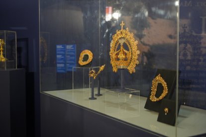 Las joyas de la Virgen del Mar, en la exposición Regina Maris.