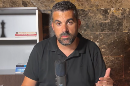 Rodrigo Sánchez, en el primer vídeo de su nueva andadura al frente de un canal de YouTube motivacional.