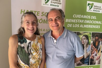 El Teléfono de la Esperanza ayuda a personas con acompañamiento.