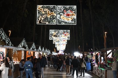 Imagen del Mercado Navideño en la Rambla de Almería.