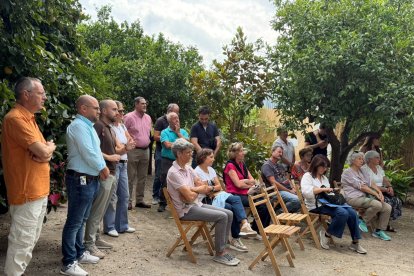 La alcaldesa de Canjáyar, Antonia Urrutia, ha inaugurado la iniciativa ‘Jardín de primor, huerto de labor. Itinerario de botánica andalusí en la Alpujarra almeriense’