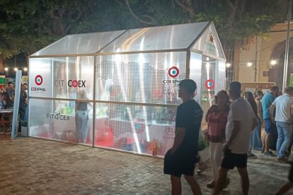 Una gran jornada que reunió a más de 600 investigadores, 84 stands y más de 16.000 visitantes en distintos espacios del centro de Almería.