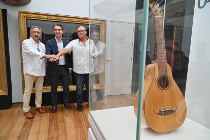 Presentación del I Concurso Internacional de Construcción de Guitarra Española ‘Ciudad de Almería’