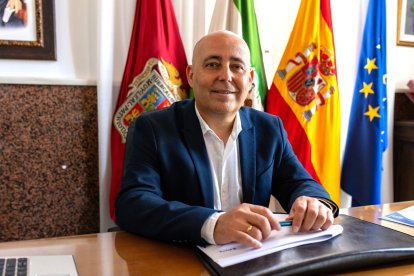 El alcalde de Huércal-Overa, Domingo Fernández.