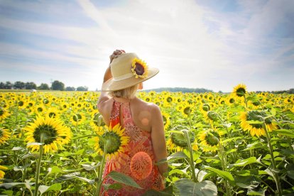 Agricultoras, envasadoras, investigadoras, gerentes de cooperativas, todas ellas mujeres rurales líderes que, durante décadas fueron una parte presente e invisible dentro de la cadena
