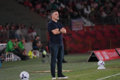 García Pimienta en el Estadio de los Juegos Mediterráneos.