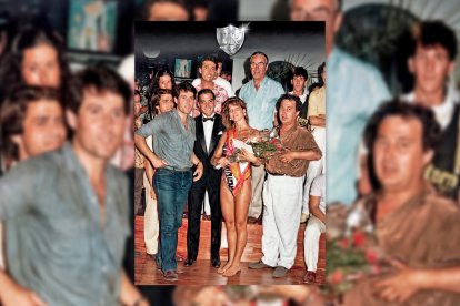 Foto de la discoteca ‘Crisis’ en la que aparecen José María Rosell (socio), Teo López (propietario), Pedro Llorca (arquitecto), Javier Rapallo y Joaquín Pérez (dueño de la tienda La Sirena) en el concurso de Miss Bikini.