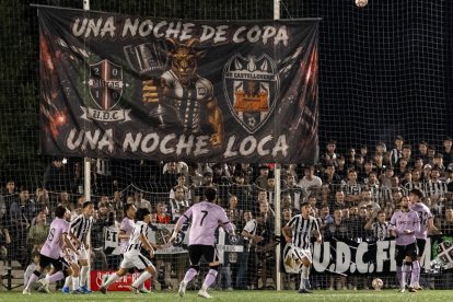 El 'Eliseo Pla Ramírez' fue una bombonera y el Castellonense estuvo a punto de eliminar al Almería en la primera ronda de la Copa del Rey.
