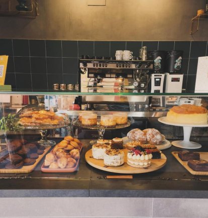 Imagen de archivo del interior de Bako Pastry en su local de Huércal de Almería.
