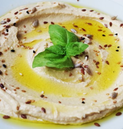 Hummus para el almuerzo.