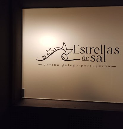 Estrellas de Sal, bar galego portugués que ya ha abierto sus puertas en El Zapillo.