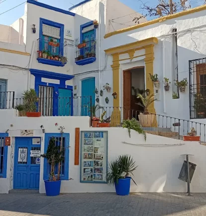 Una de las calles del municipio almeriense de Níjar.