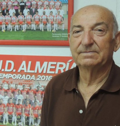 Luis Guillén llevaba la paz y la calma a los momentos de alta tensión en el Almería.