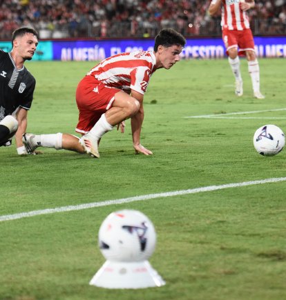 El Pichichi de Segunda la pasada temporada no salió anoche, pero el mercado en Portugal y Arabia está abierto hasta el 4.