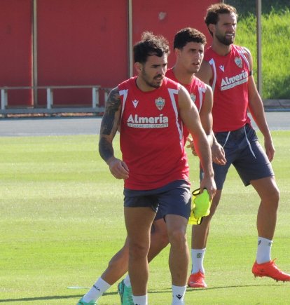 Es uno más en la plantilla desde el lunes 12.