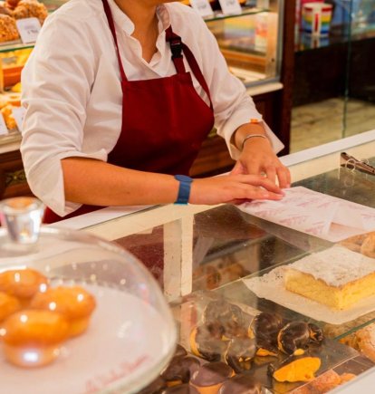 Preparación de un pedido en La Dulce Alianza.