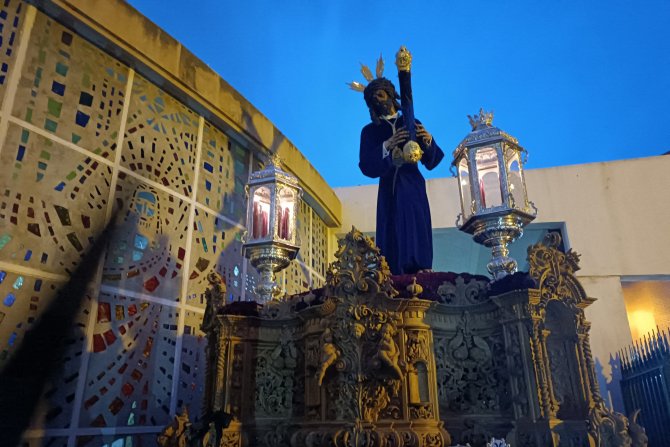Horarios e Itinerarios Lunes Santo en la Semana Santa de Almería 2025