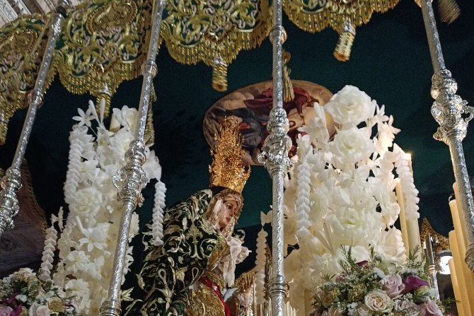 Horarios e Itinerarios Miércoles Santo en la Semana Santa de Almería 2025