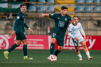 Quintanilla en el Cultural Leonesa-Almería de la edición 2024-2025 de la Copa del Rey.