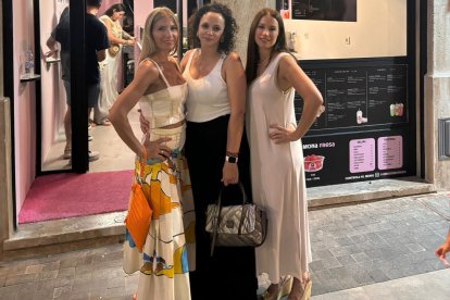 Las fotos no cesaban.